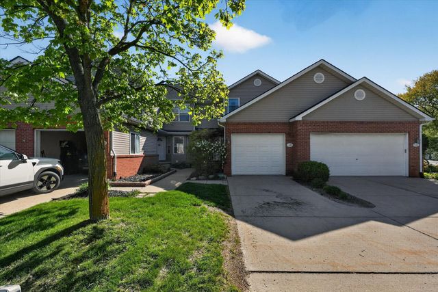 1434 Steeplechase Court 60, Howell, MI 48843