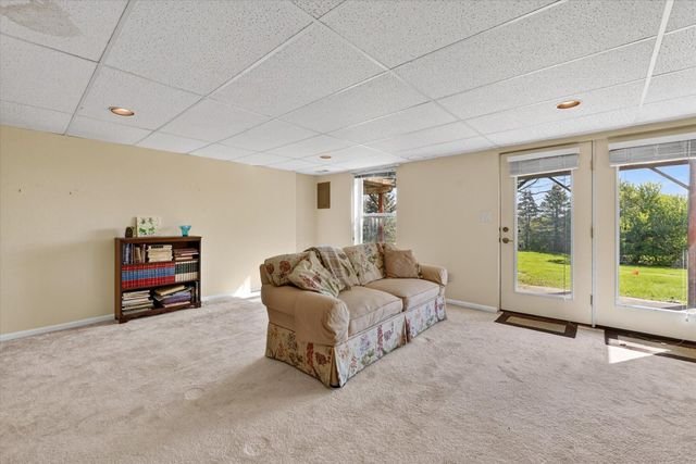 1434 Steeplechase Court 60, Howell, MI 48843