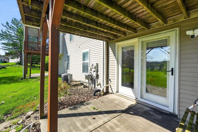 1434 Steeplechase Court 60, Howell, MI 48843