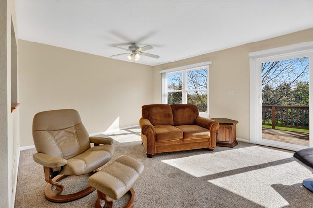 1434 Steeplechase Court 60, Howell, MI 48843
