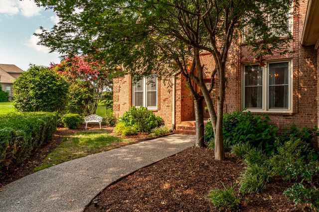 1040 Kendras Run, Gallatin, TN 37066