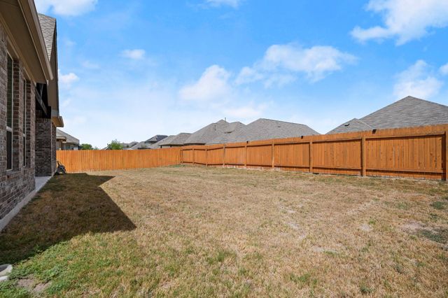 5300 Fresno Ave, Pflugerville, TX 78660