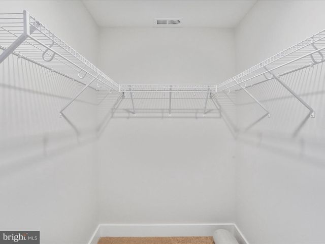 120 S FUNK ST, Strasburg, VA 22657