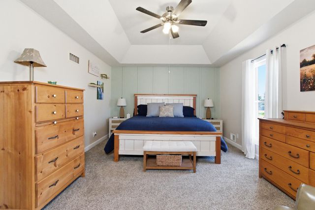 2009 W Broadway Street, West Plains, MO 65775