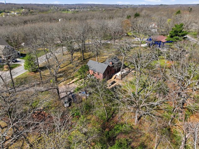 2009 W Broadway Street, West Plains, MO 65775