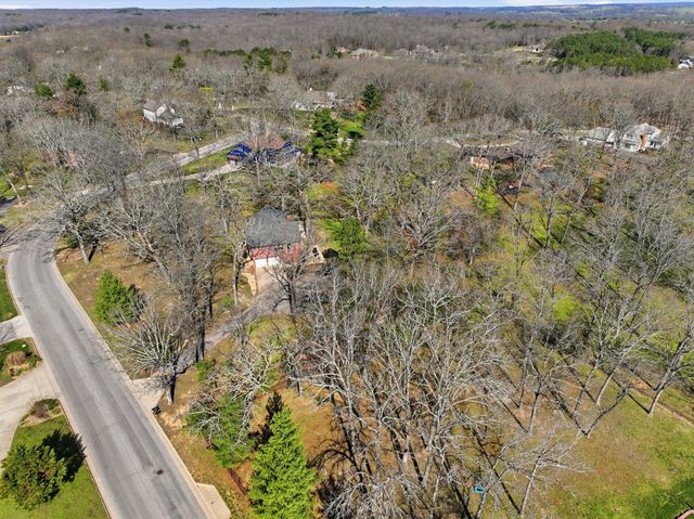 2009 W Broadway Street, West Plains, MO 65775