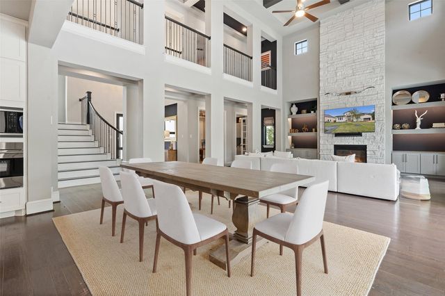 105 Bisset CT, Austin, TX 78738