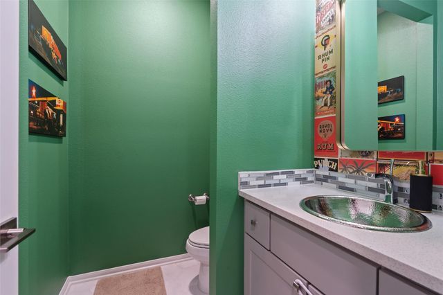 105 Bisset CT, Austin, TX 78738