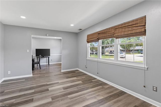 1429 Watercrest PL, Virginia Beach, VA 23464