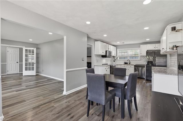 1429 Watercrest PL, Virginia Beach, VA 23464