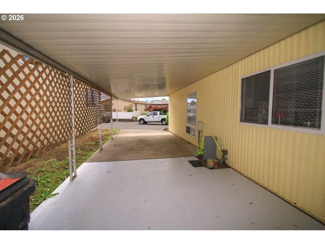 11513 Sw ROYAL VILLA Dr, Portland, OR 97224