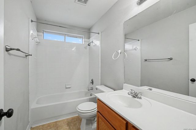 10227 CACTUS VLY, San Antonio, TX 78254