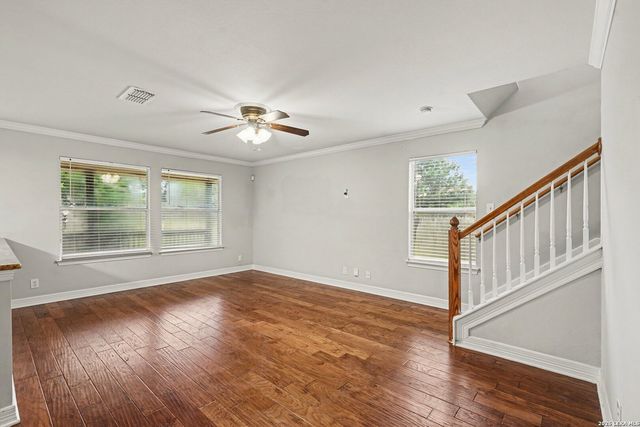 10227 CACTUS VLY, San Antonio, TX 78254