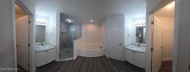 11579 ALEXIS FOREST Drive E, Jacksonville, FL 32258