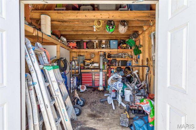 334 Seventh Street, Farmington, MO 63640