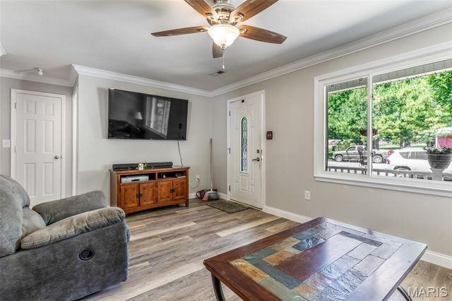 334 Seventh Street, Farmington, MO 63640