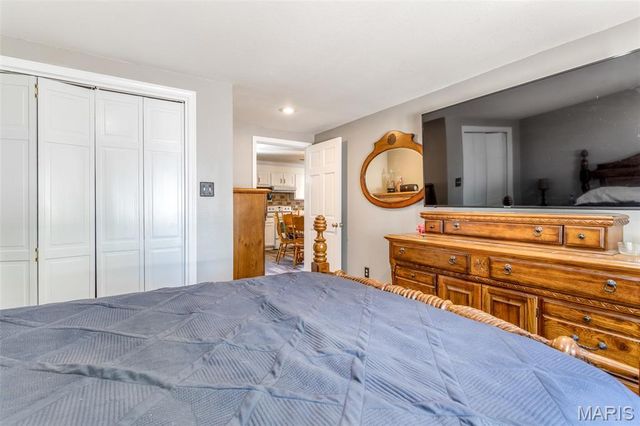 334 Seventh Street, Farmington, MO 63640