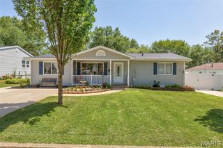 334 Seventh Street, Farmington, MO 63640