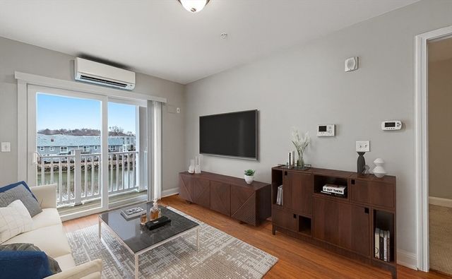 9 Needhams Landing 401, Lynn, MA 01905