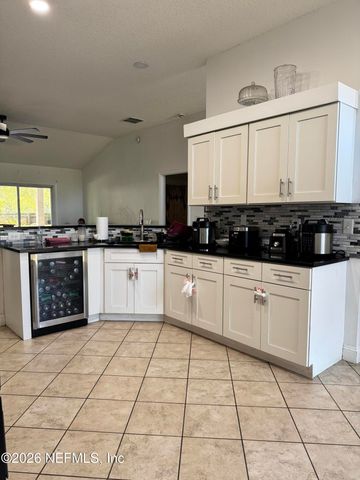 11908 CANTERWOOD Drive N, Jacksonville, FL 32246