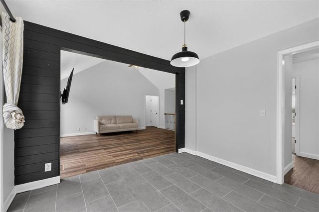 16913 Juniper Drive, Basehor, KS 66007