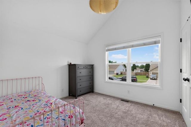 16913 Juniper Drive, Basehor, KS 66007