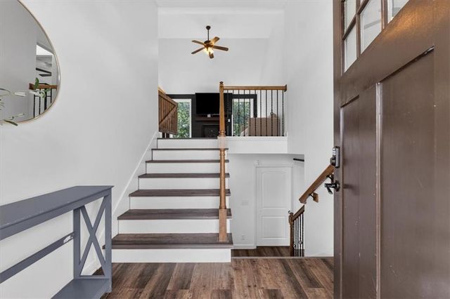 16913 Juniper Drive, Basehor, KS 66007