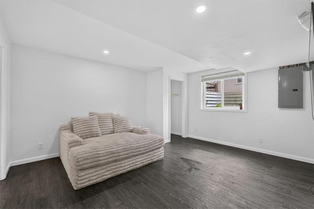 16913 Juniper Drive, Basehor, KS 66007