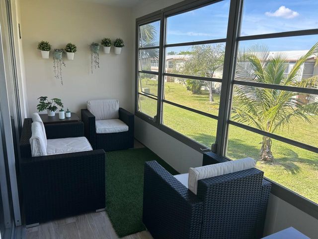 7505 NW 5TH Court 208, Margate, FL 33063