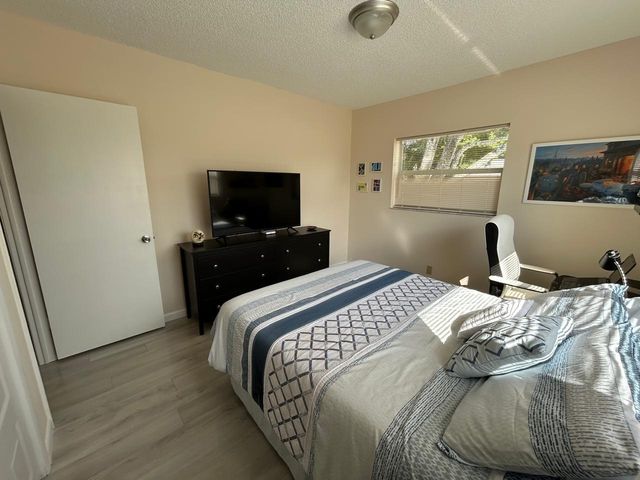 7505 NW 5TH Court 208, Margate, FL 33063