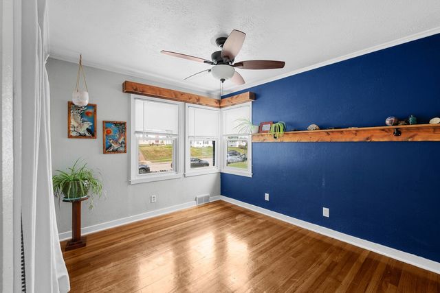 1511 W 37th Street, Davenport, IA 52806