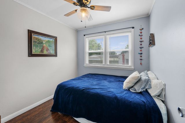 1511 W 37th Street, Davenport, IA 52806