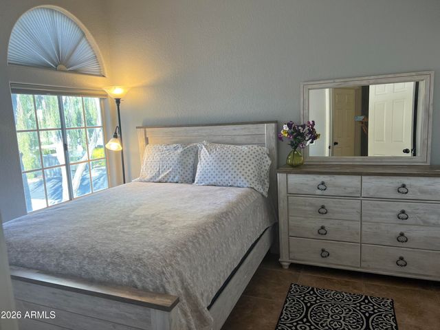 255 S KYRENE Road 231, Chandler, AZ 85226