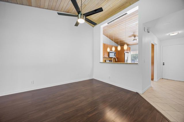 3939 NE 5th Avenue B206, Boca Raton, FL 33431