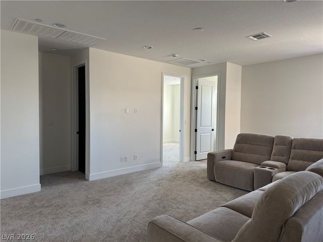 8662 Albanese Avenue, Las Vegas, NV 89148