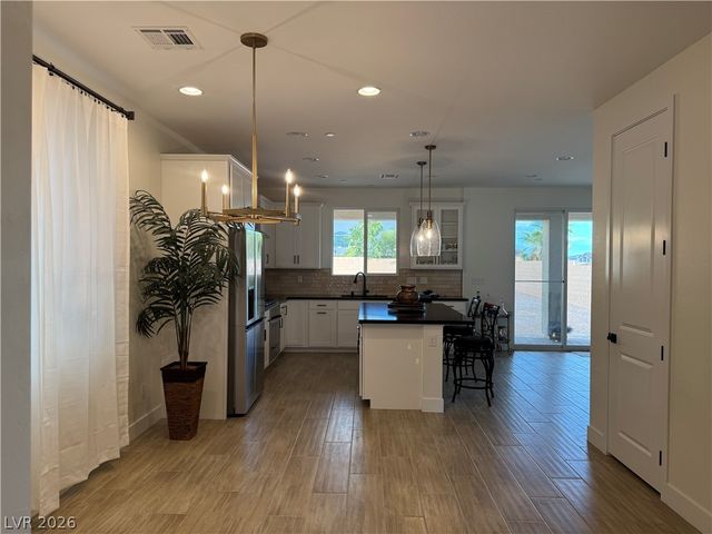 8662 Albanese Avenue, Las Vegas, NV 89148