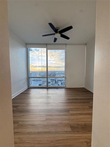 150 E ROBINSON STREET 3206, Orlando, FL 32801