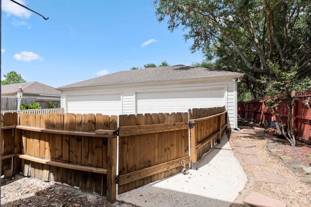 29706 Parliament Hills Drive, Spring, TX 77386