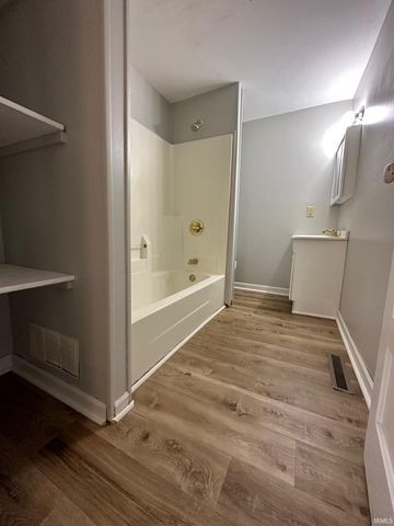 906-914 S 24th Street, Lafayette, IN 47905