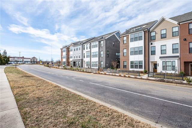 230 Quiet Breeze Aly, Midlothian, VA 23113
