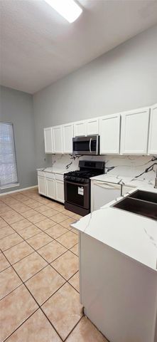4711 Stone Bridge Street, Baytown, TX 77521