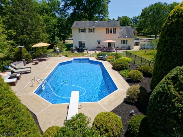 13 Southland Drive, Hillsborough Twp., NJ 08844