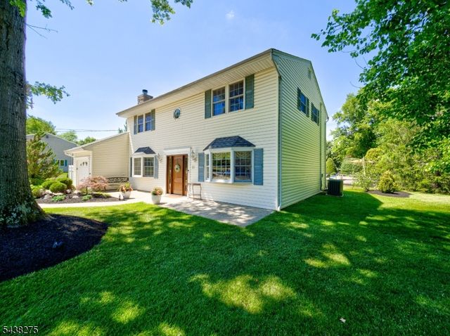 13 Southland Drive, Hillsborough Twp., NJ 08844