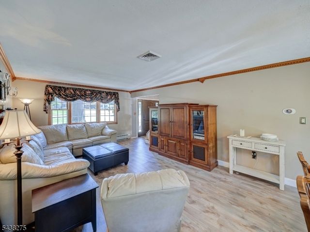 13 Southland Drive, Hillsborough Twp., NJ 08844