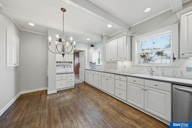 2108 S 24Th Street, Lincoln, NE 68502