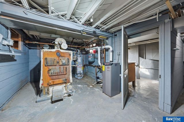 2108 S 24Th Street, Lincoln, NE 68502