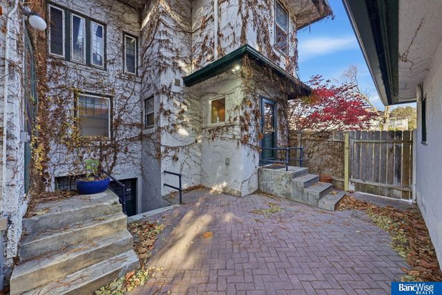 2108 S 24Th Street, Lincoln, NE 68502