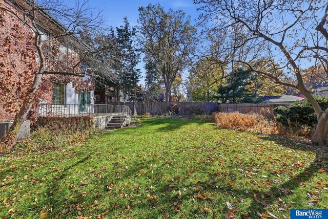 2108 S 24Th Street, Lincoln, NE 68502