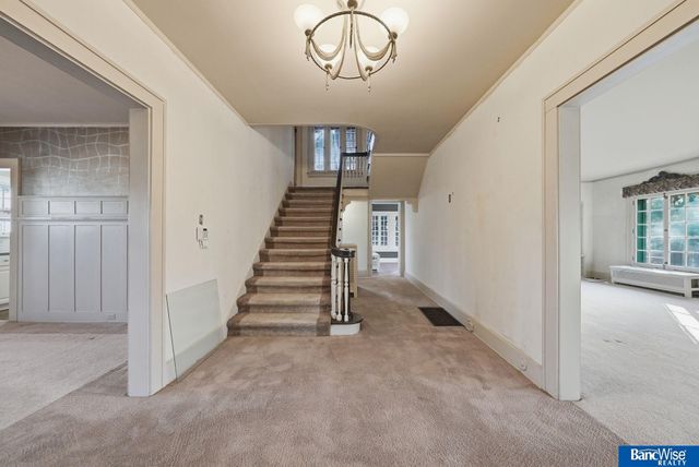 2108 S 24Th Street, Lincoln, NE 68502