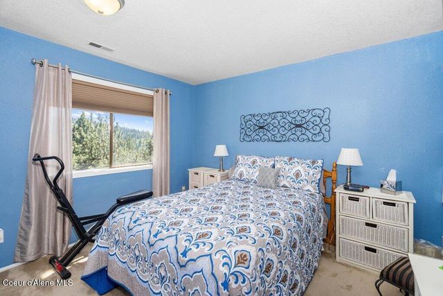 2912 E Fernan Hill RD, Coeur D'alene, ID 83814